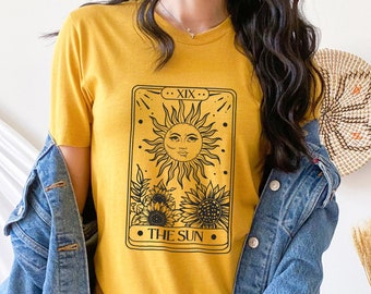 The Sun Tarot Card T Shirt