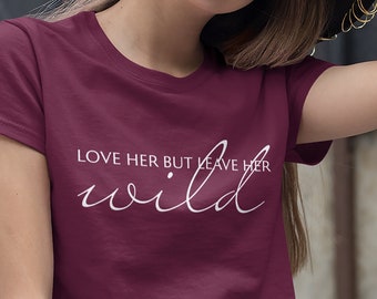 Wild & Free Graphic Tee: Minimalist Women's Cotton T-Shirt