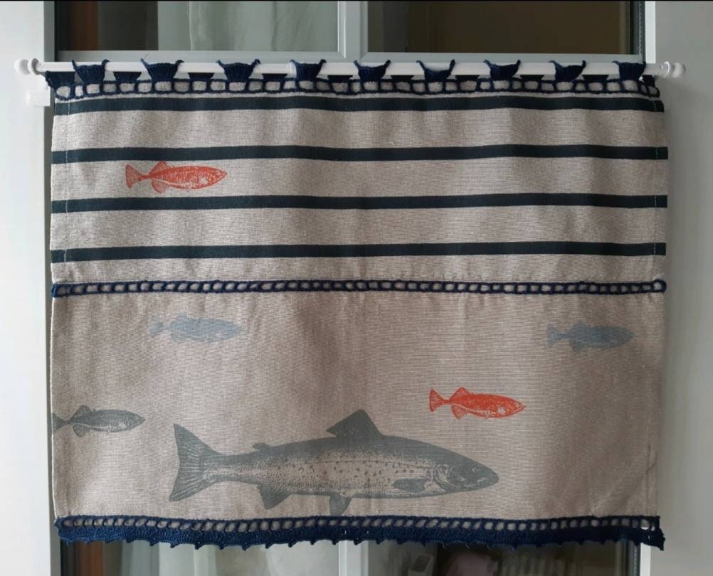 Brise Bise Façon Store Fait Mains Modèle 1 - 50/37 cms