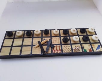 Senet Tutankamón Juego antiguo Juego de mesa Regalo nerd Antiguo Egipto Ur Juego real de ur Juego de madera Juego de ajedrez de Tutankamón Ajedrez egipcio