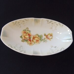 Altenburg China Germany Lusterware Antique Pale green with yellow roses Large soap dish