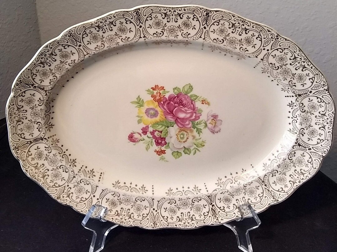 Keystone Canonsbury Pottery Lajean 22 Karat Gold Trim 12