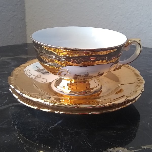 Johann Seltmann Vohenstrauss 1950s Bavarian Germany Gold Lustre Coffee Cup and 2 Saucers