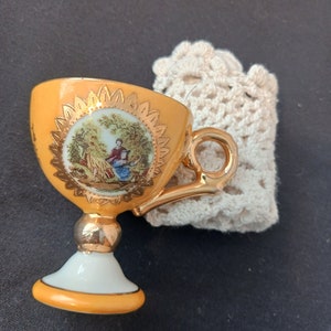 Fragonard courting couple Victorian looking demitasse teacup