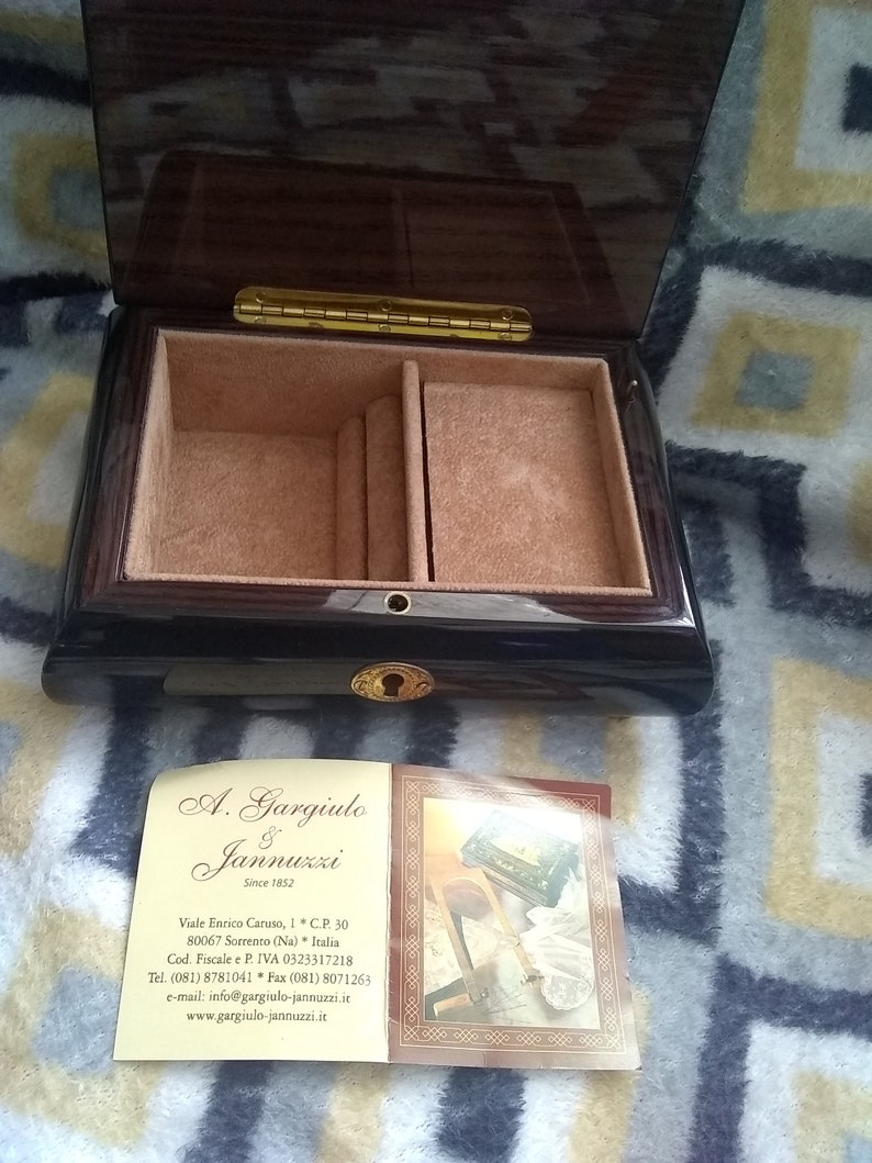 Sorrento A.Gargiulo & Jannuzzi Italy Inlaid Wood Music Box Jewelry box image 5