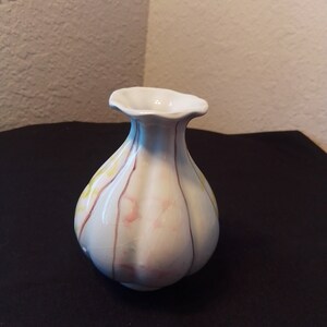 Neopolitan N capodimonte Italian Bud vase