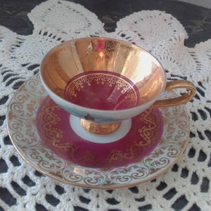 Gerold 1940s Porzellan Bavaria Gold Mark Demitasse Teacup and Saucer