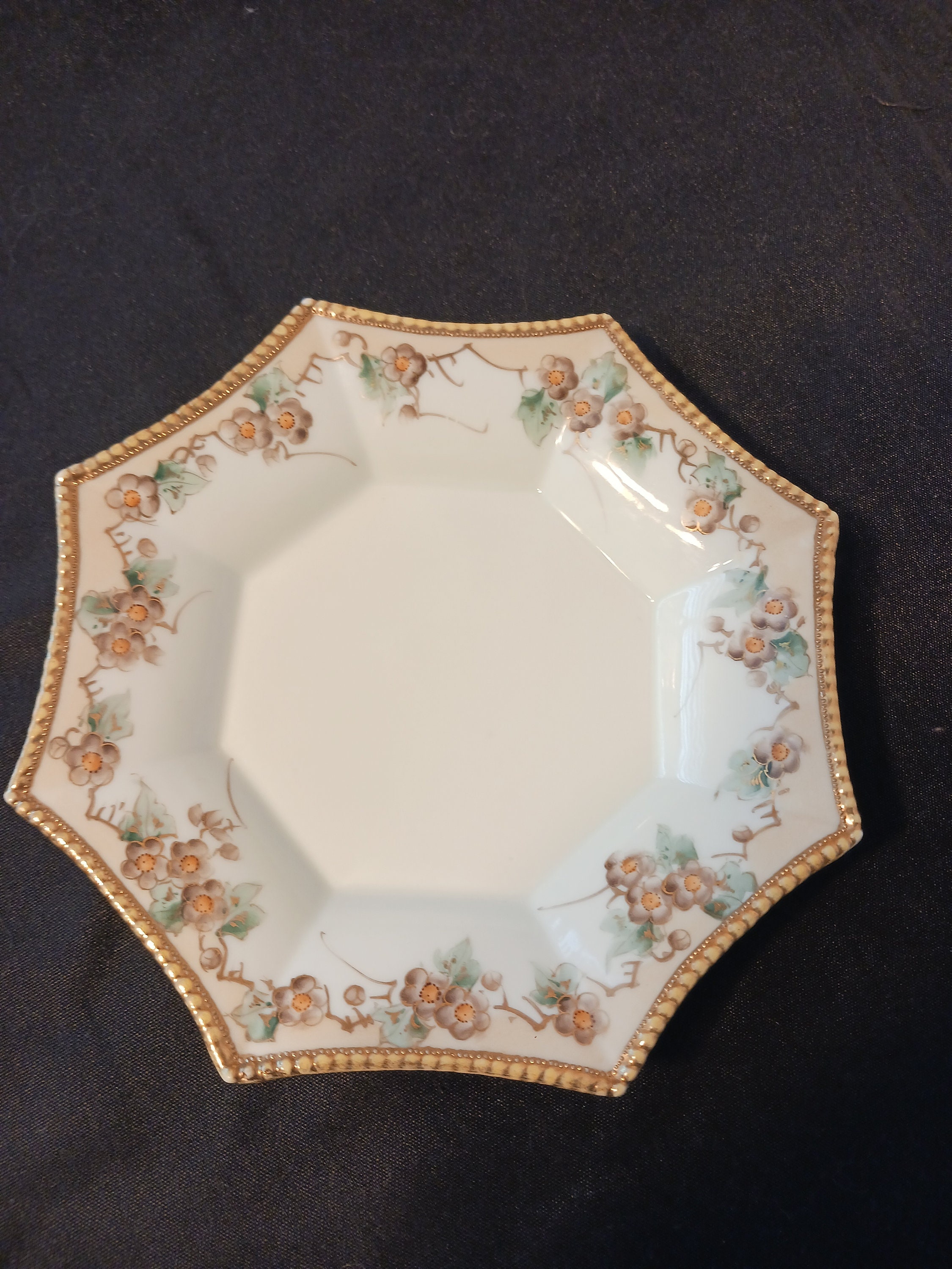 結婚祝い ノリタケ・１９１１〜米国輸出向け・モールド・動物