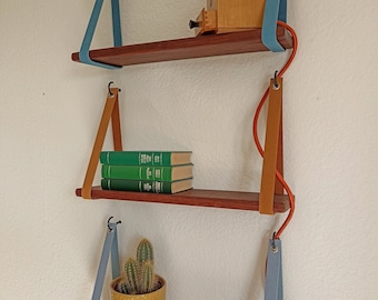 Teak Holz Hängeregal mit Veloursleder Riemen w Wunschfarbe Altholz drewno z odzysku individuell Wunschgröße