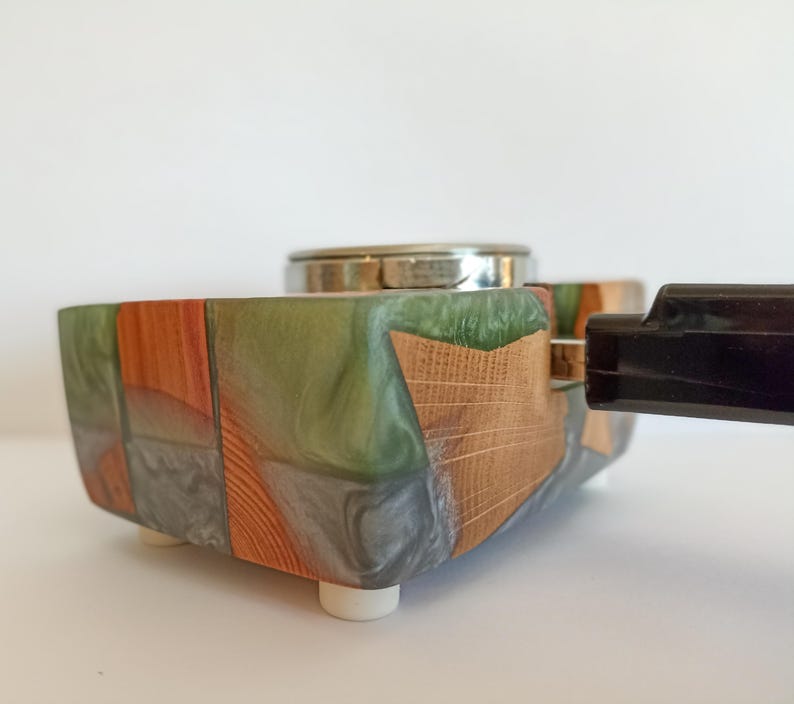Tamperstation aus Edelholz und Epoxidharz individuell gefertigt Wunschfarben Siebträger Espresso tamping image 17