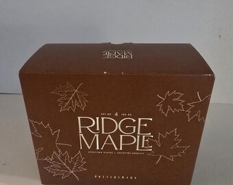 Pottery Barn “Ridge Maple” Set of 4 Appetizer Plates (Assiettes Apéritif).