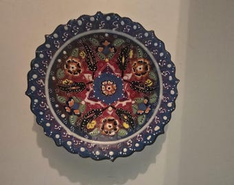 Turkish ceramic plate (Iznik- or Kütahya-style), hand-painted