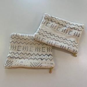 Mudcloth wristlet bag - cream grey print