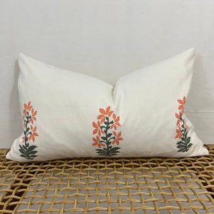 Laguna floral - Chiang mai pillow cover