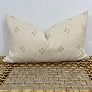 Santa Clara ivory - Chiang mai pillow cover