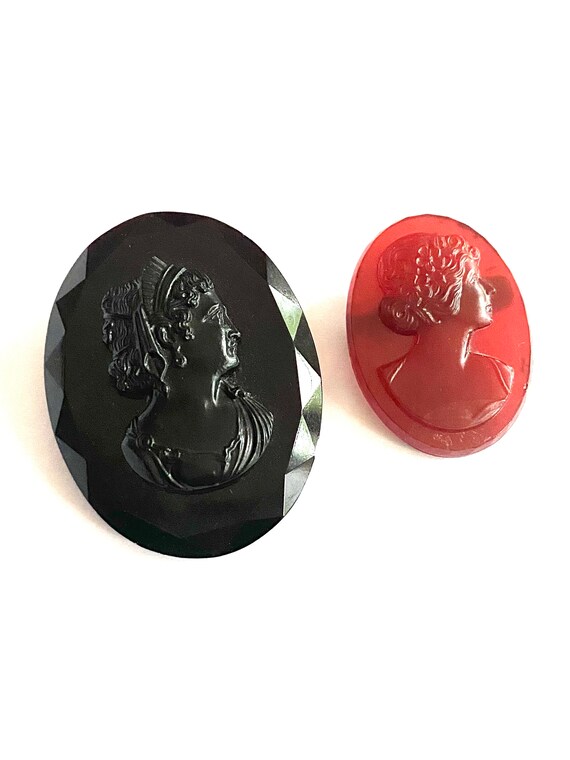 Vintage 2 Glass Cameo Pins Brooches Black & Red C… - image 2