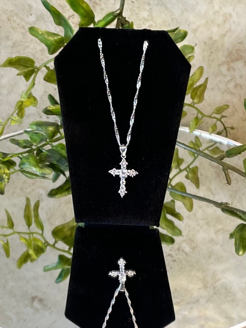 Unisilver necklace with cross pendant price discount