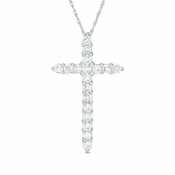 3/4 CT. T.W. Diamond Cross Pendant in 14K White Gold - Etsy Canada