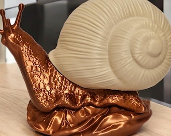 Glowing Snail Night Light • 3D Printed Shell Lamp • Cottagecore Animal Decor