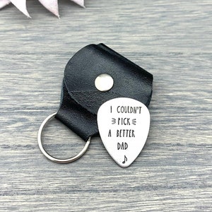 Gift for Guitar Lover - Guitar Pick - Gift for Dad - Father&#39;s Day Gift - Gift for Him - Guitar Pick with Leather Case - Guitar Pick Keychain