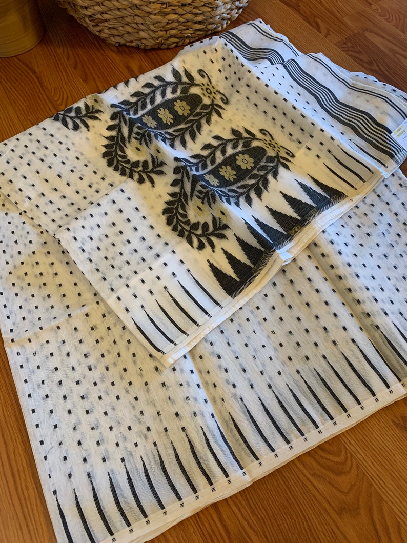 White /& Black Soft Dhakai Jamdani Saree