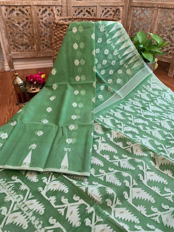 Soft Green White Pure Cotton Jamdani Saree Bengal Dhakai Etsy Soft Green White Pure Cotton Jamdani Saree Bengal Dhakai Etsy