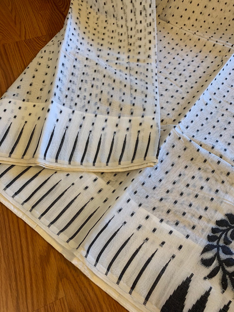 White /& Black Soft Dhakai Jamdani Saree