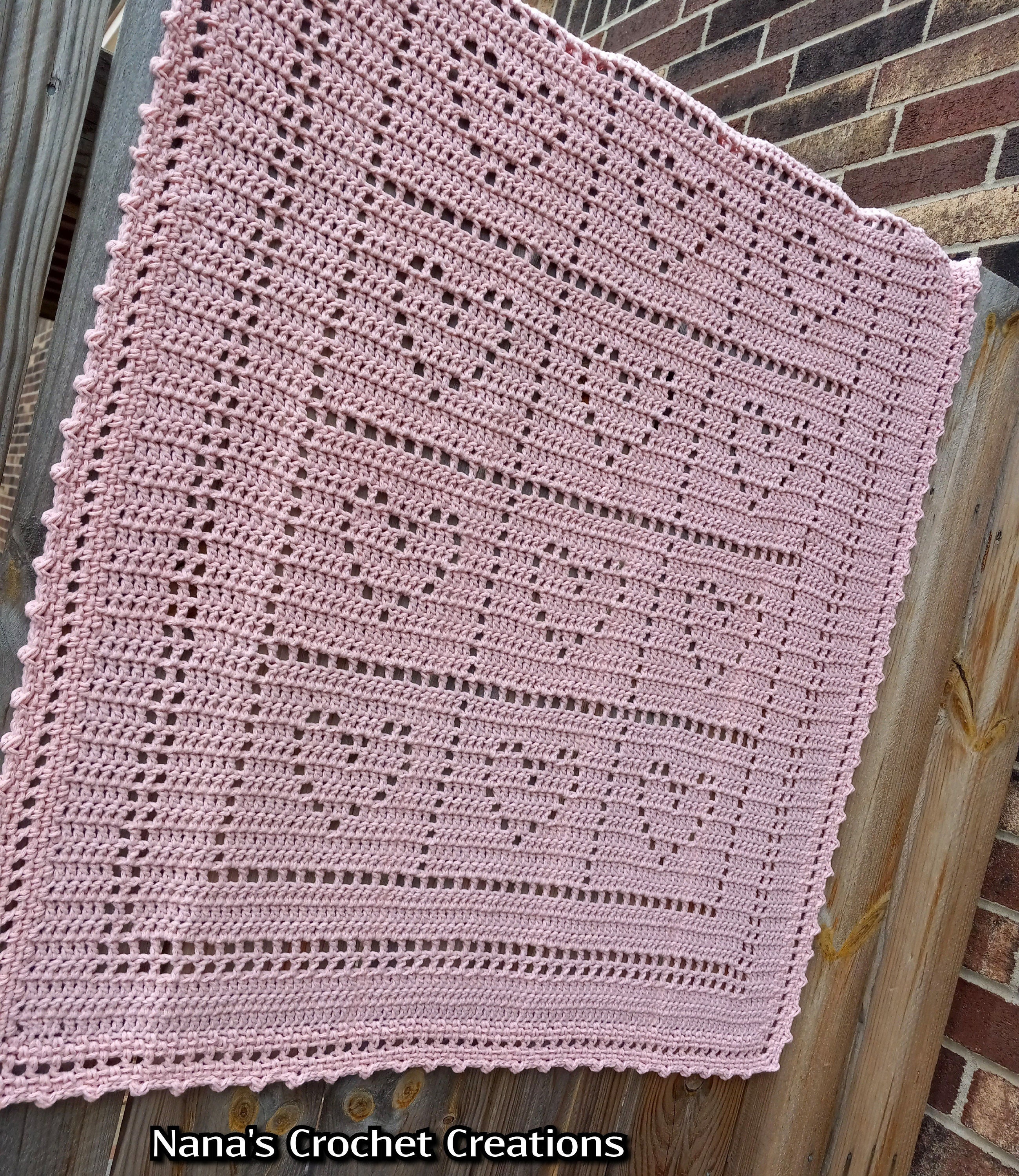 30+ Free Crochet Baby Blanket Patterns with Yarn Suggestions