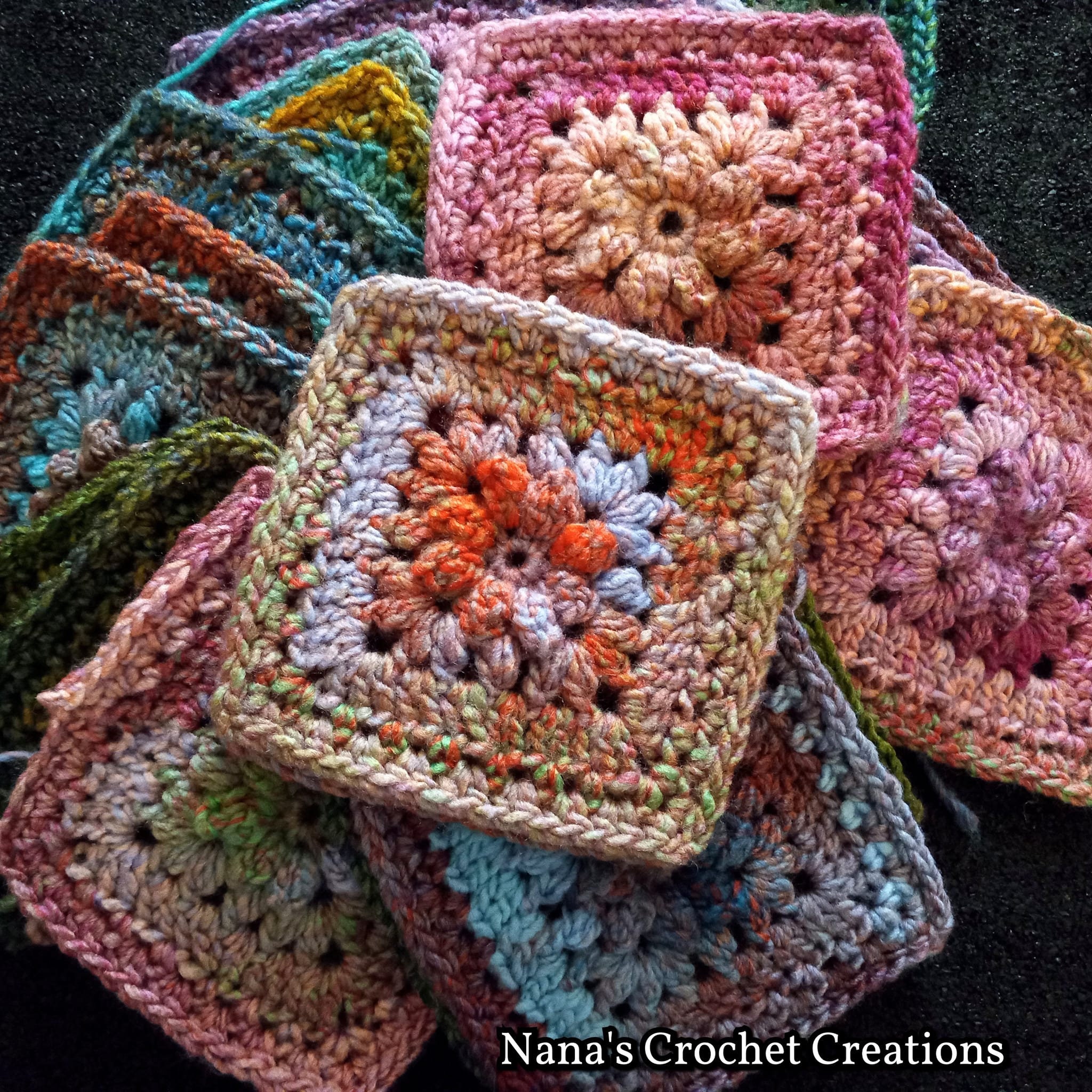 How to Crochet The Melange Flower Blanket Square (Free Crochet Pattern) -  Stardust Gold Crochet