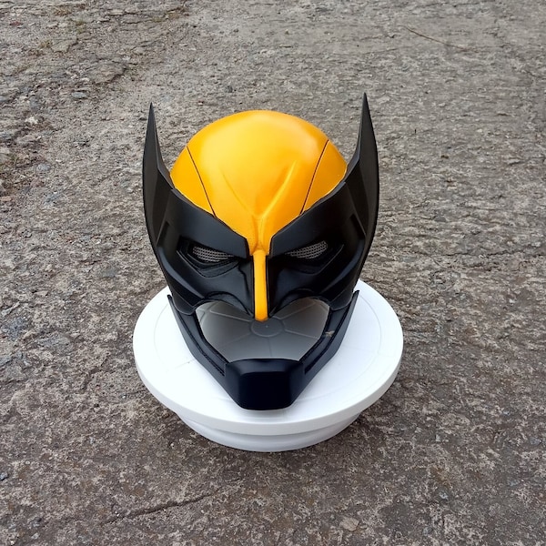 Wolverine Battle Armored Cowl Helmet round bottom of the ears for Cosplay