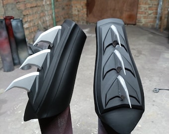 Stealth Superhero Forearm Armor – Matte Black Cosplay Bracers – Custom Gauntlets – Vigilante Costume Prop – Comic Gift