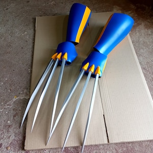 Wolverine Claws Gauntlets Forearm for Cosplay Yellow/Blue