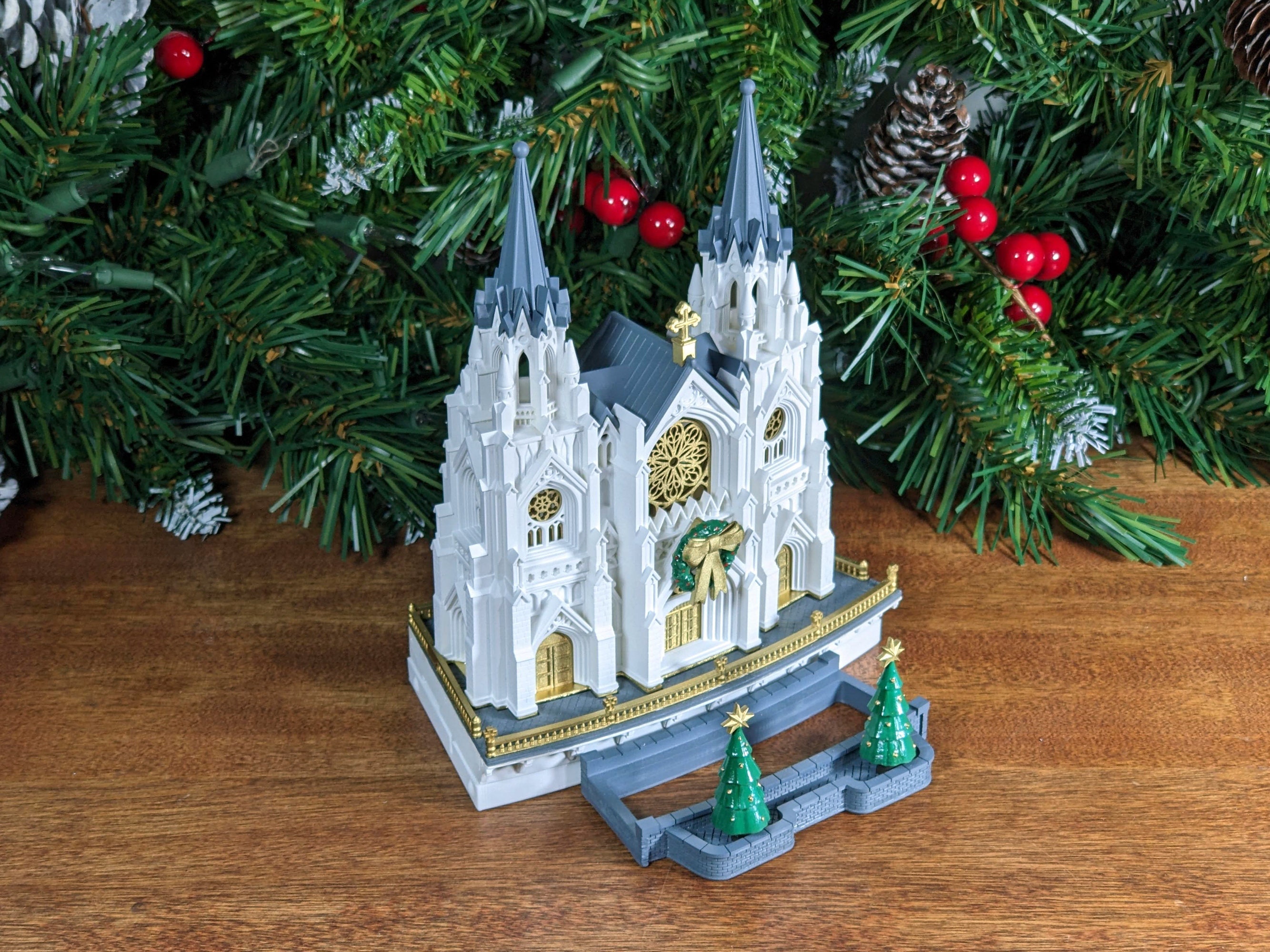 Cathedral Christmas N-scale Train Scenery, St. Patrick's Cathedral