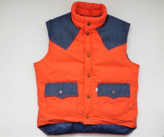 levi's puffer vest