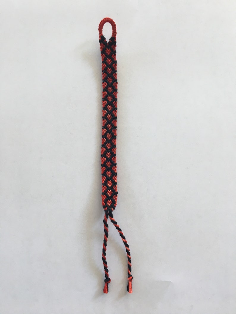 Heart Friendship Bracelet match with Kat Barrell!