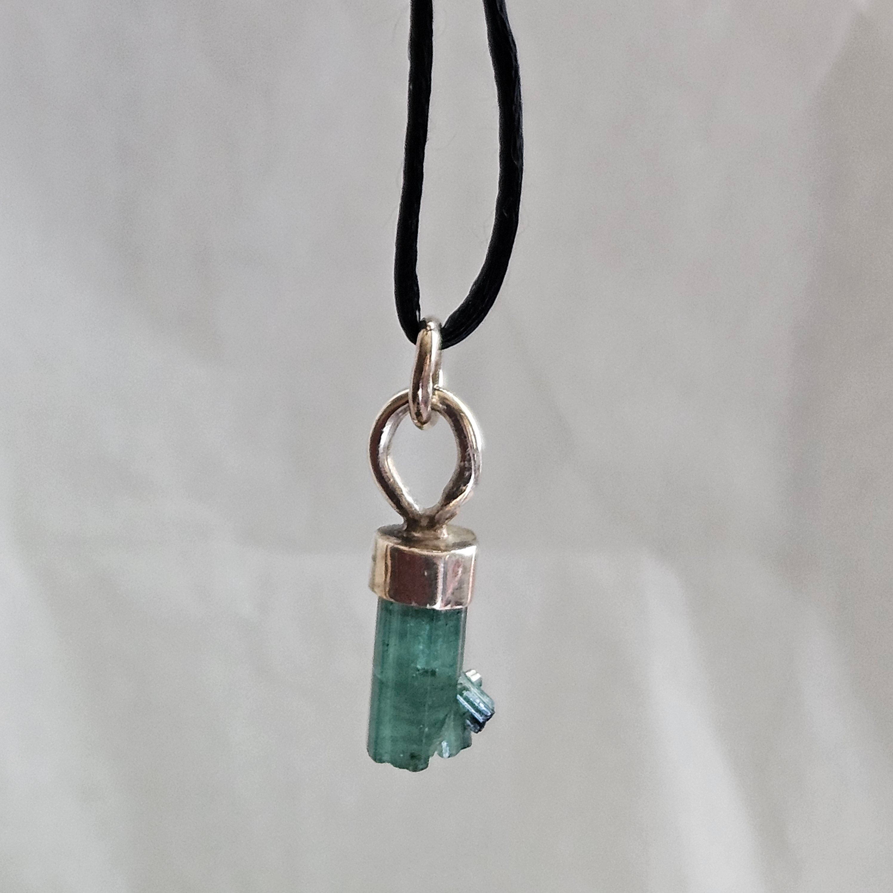 【2plan】23FW★ [MADE] 031 Premium gemstone ball necklace Teal Tourmaline Twin Crystal Pendant - Sterling Silver Bezel