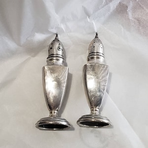 Salt and Pepper Shakers Sterling Silver, 1940&#39;s - 1950&#39;s Mueck of New York