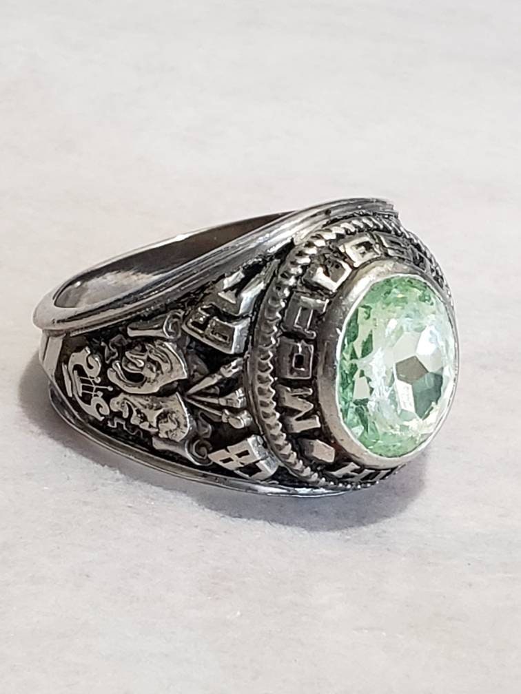 Gold Lance / Trillium / 1983 / Class Ring/ Mcalester High - Etsy