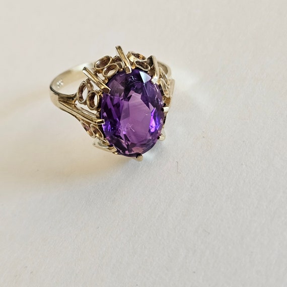 Antique 8K Yellow Gold Amethyst Ring, Size 7.5 – … - image 1