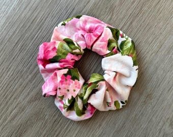 Pink Floral Scrunchie: Soft Printed Hair Tie