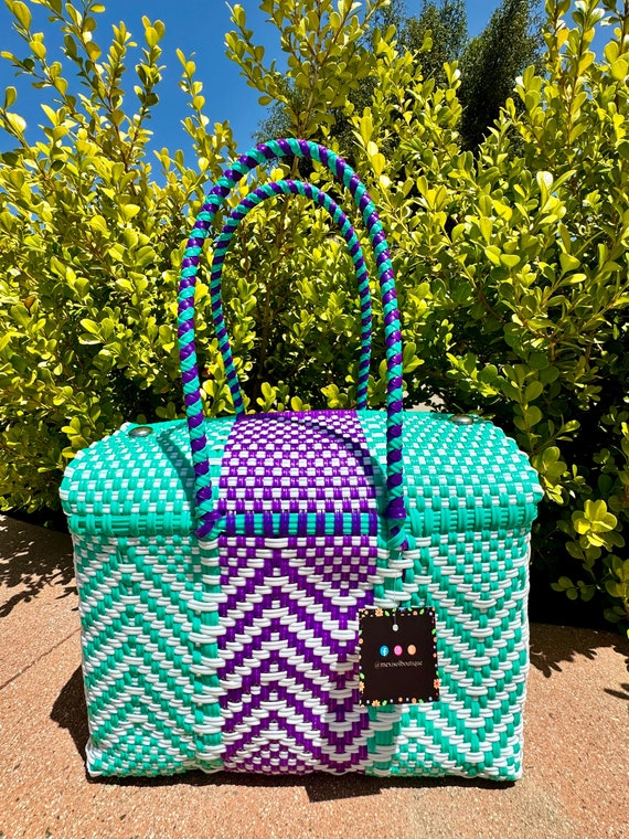 Handwoven Mexican Tote: Medium Recycled Plastic Bag
