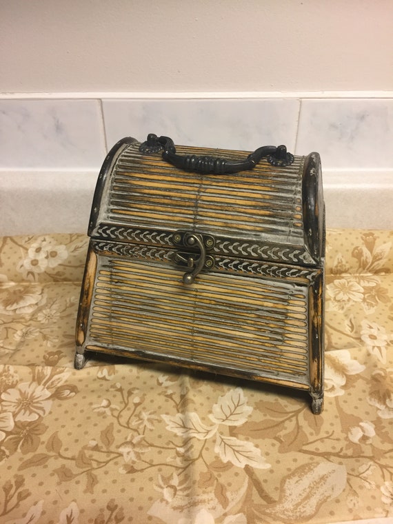 Vintage Wooden Box/Purse