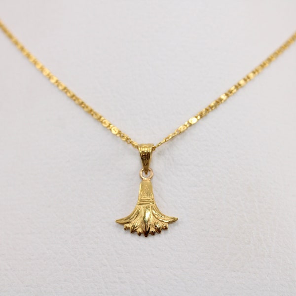 Egyptian Handmade Ancient Egyptians Lotus Flower Necklace 18K Yellow Gold Pendant Necklace 18K