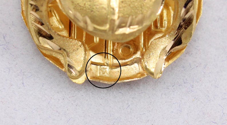 18K Gold Pendant
handmade jewelry
egyptian jewelry
art deco pendant
scarab pendant
egyptian pendant
Egyptian charm
scarab jewelry
Egyptian Scarab
Ancient Egyptian
Egyptian Handmade
anniversary gift
beetle jewelry
birthday gift
Egypt mythology