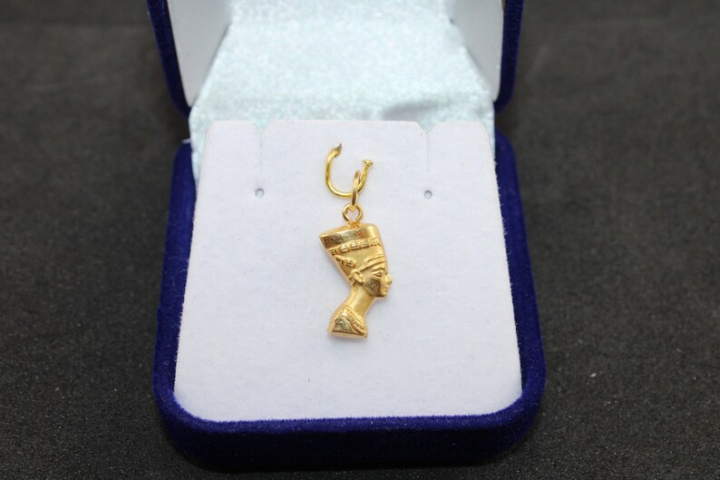 handmade jewelry
18K Gold Pendants
egyptian jewelry
egyptian pendant
ancient Egypt
pharaoh pendant
egypt gold pendant
18K gold pendant
egyptian nefertiti
nefertiti pendant
18K Gold
real gold
nefertiti 18K gold