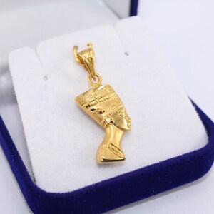Gold Egyptian Charm
handmade jewelry
18K Gold Pendants
egyptian jewelry
egyptian necklace
pharaoh pendant
egypt gold pendant
gold pendant chain
18K gold pendant
egyptian nefertiti
nefertiti pendant
Queen Nefertiti
18k gold chain
Nefertiti necklace