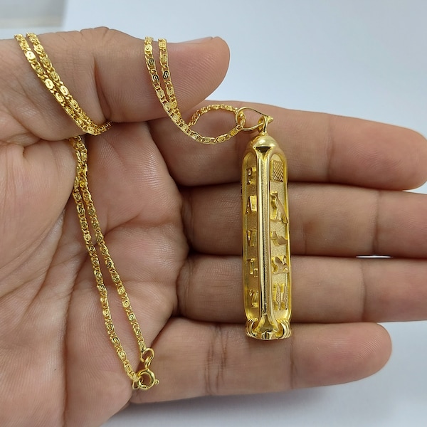 Cartucho personalizado con nombre de joyería egipcia, 3 nombres favoritos en jeroglíficos,inglés o árabe, en 3 lados bañados en oro plateado
