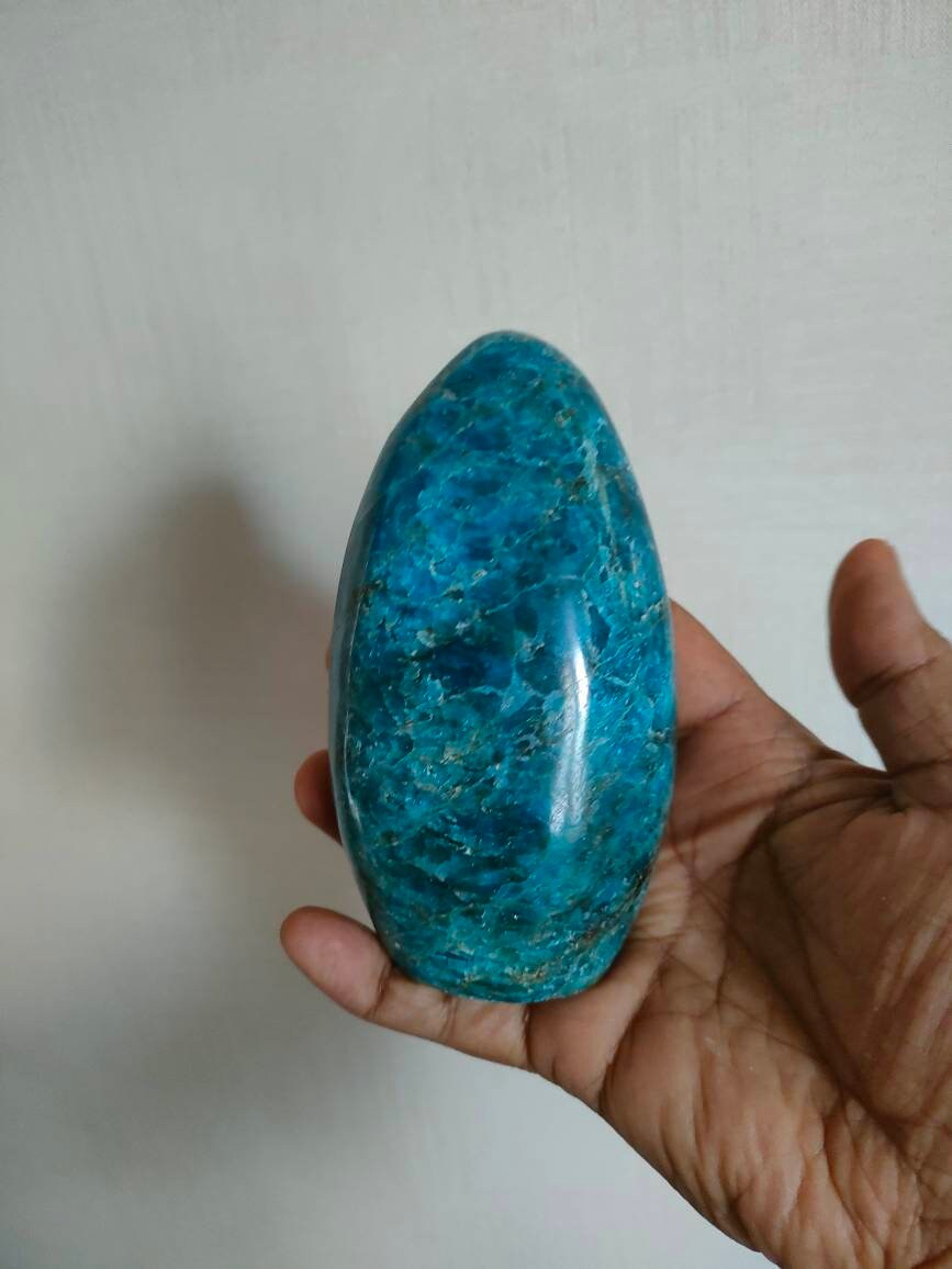 Apatite bleue 818Gr-