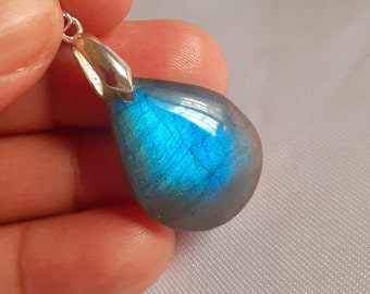 Labradorite 5,2 Gr - bleue flash - pendentif goutte-ADR3