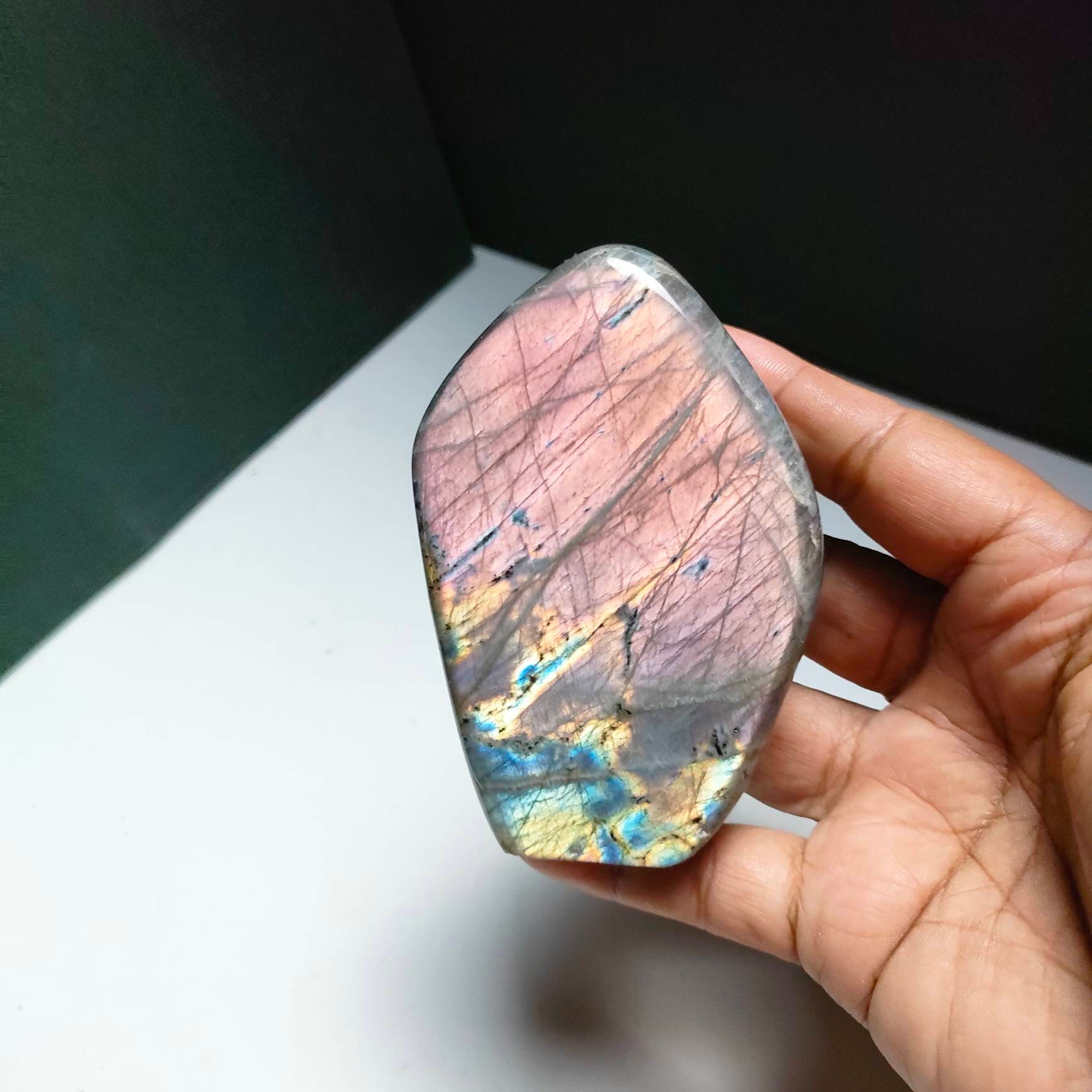 Labradorite 358, 30Gr - Rose Violacée Mini Forme Libre